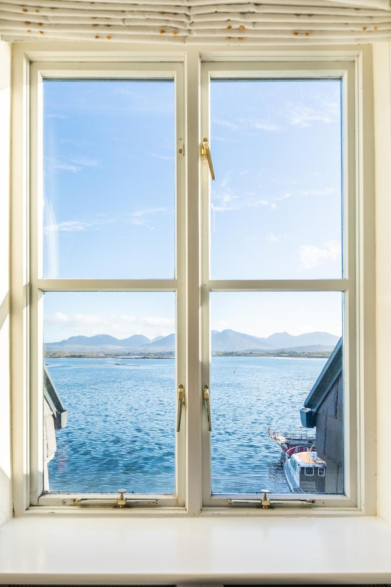 Roundstone Quay House Villa Exterior photo
